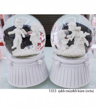 IŞIKLI MÜZİKLİ ORTA BOY KAR KÜRESİ