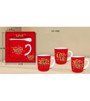 TEKLİ KALP MODELLİ ASETAT KUTULU KAŞIKLI KUPA