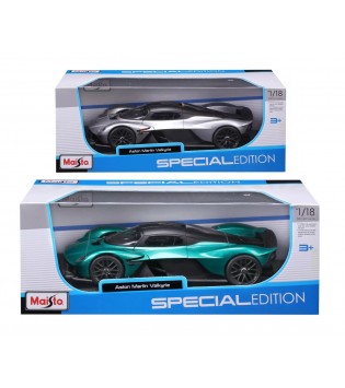 1:18 2022 Aston Martin Valkyrie